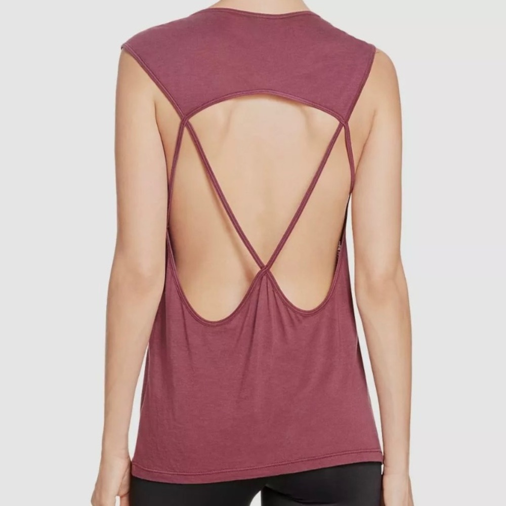 Open Back Cut Out yoga top